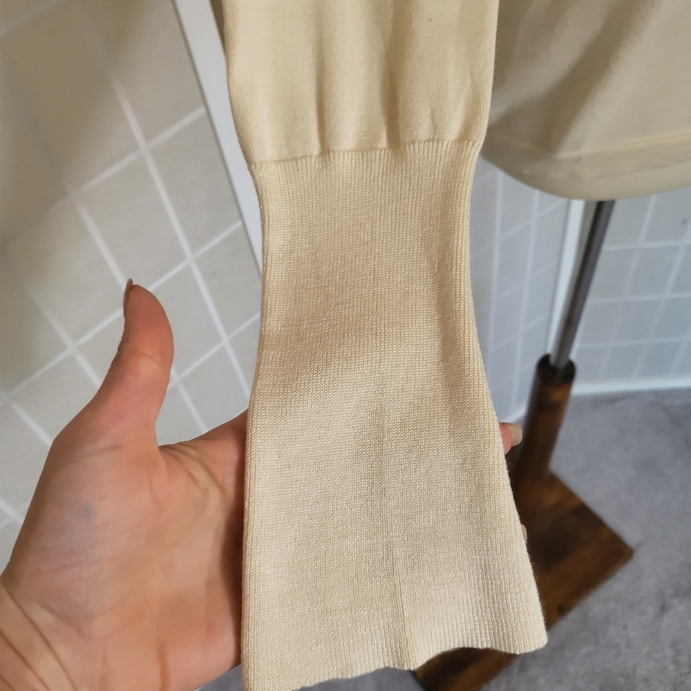 Vintage Silk Cream White Sweater - Picture 5 of 6